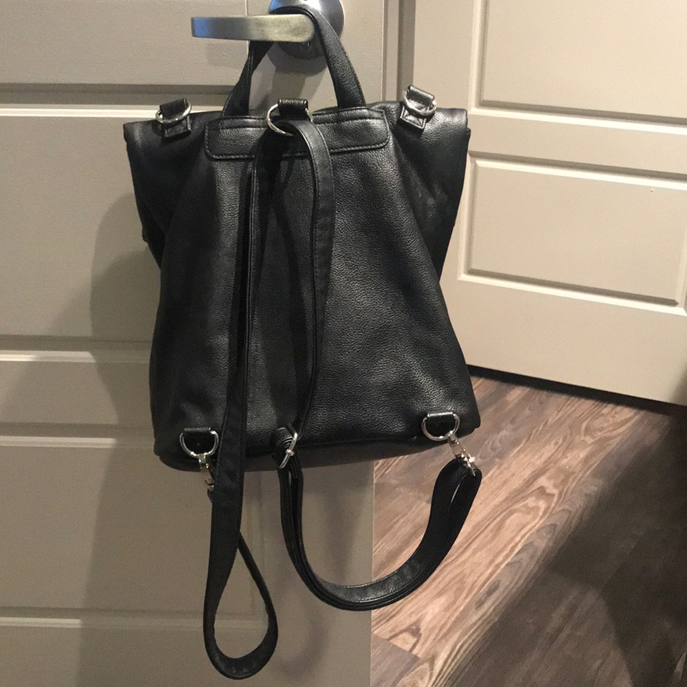 Purse/Backpack - Picture 2 of 3